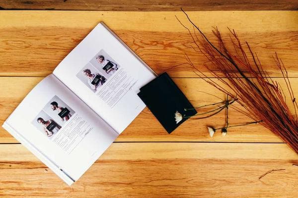 Mastering Minimalist Fashion in 2024